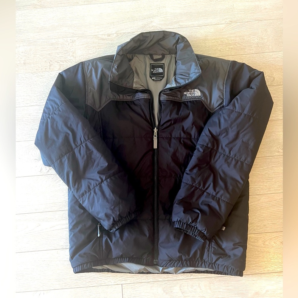Men’s M North Face puffer jacket